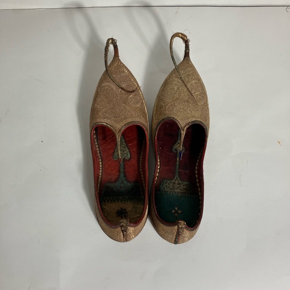 Vintage Arabian Persian Handmade Genie Slippers - Picture 2 of 12